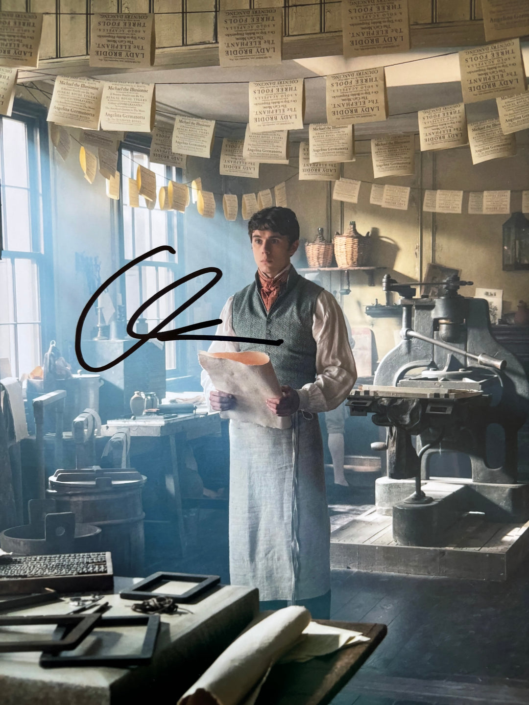 Calam Lynch signed Autograph 8x10 Lord of the Rings, Bridgerton
