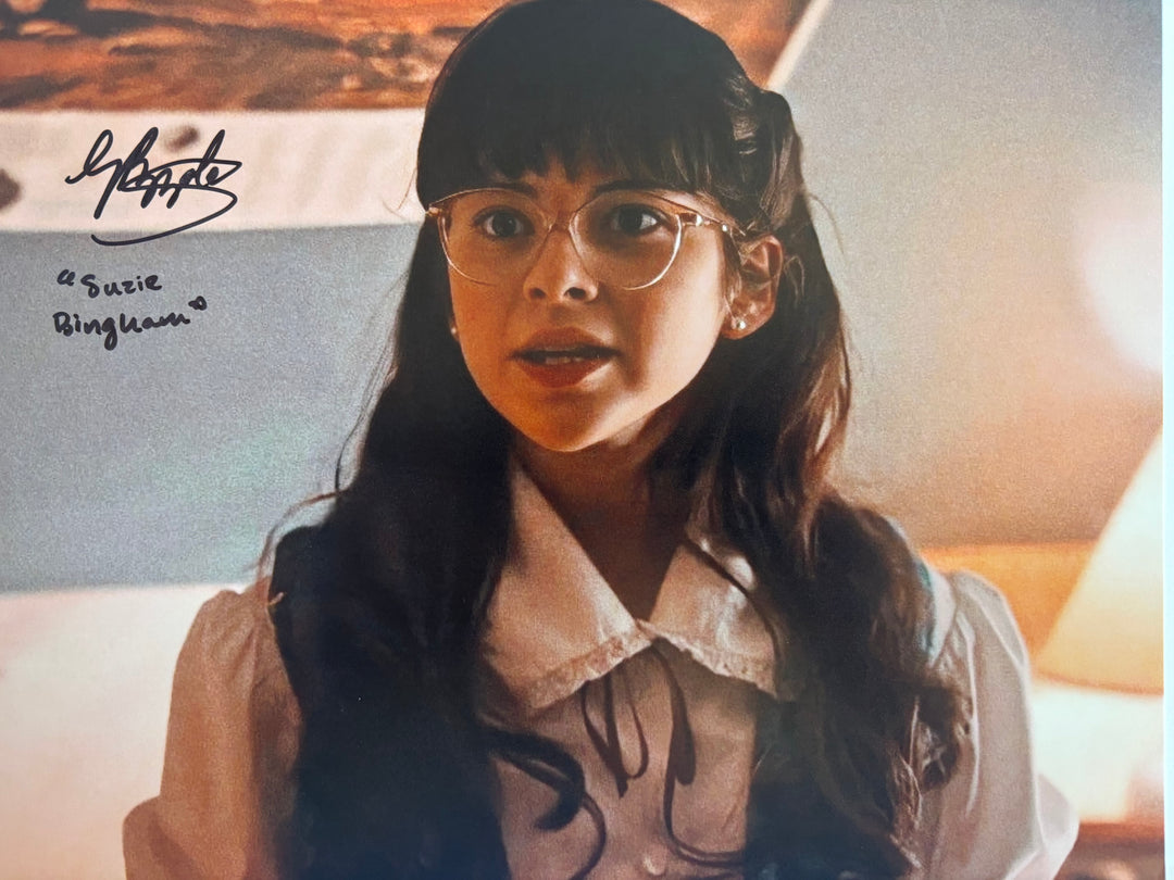Gabriella Pizzolo signed Autograph 8x10 Stranger Things
