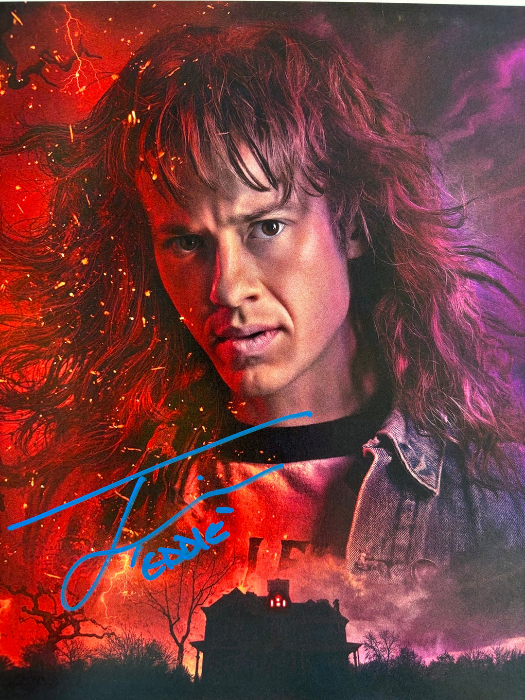 Joseph Quinn signed Autograph 8x10 Stranger Things