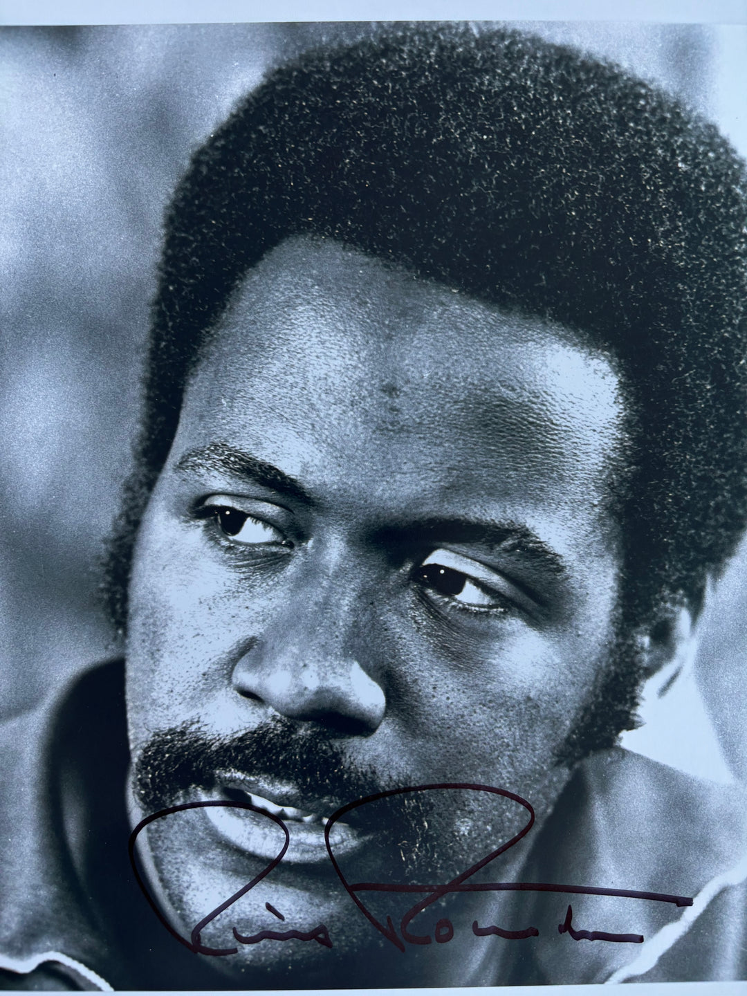 Richard Roundtree signed Autograph 8x10 Shaft