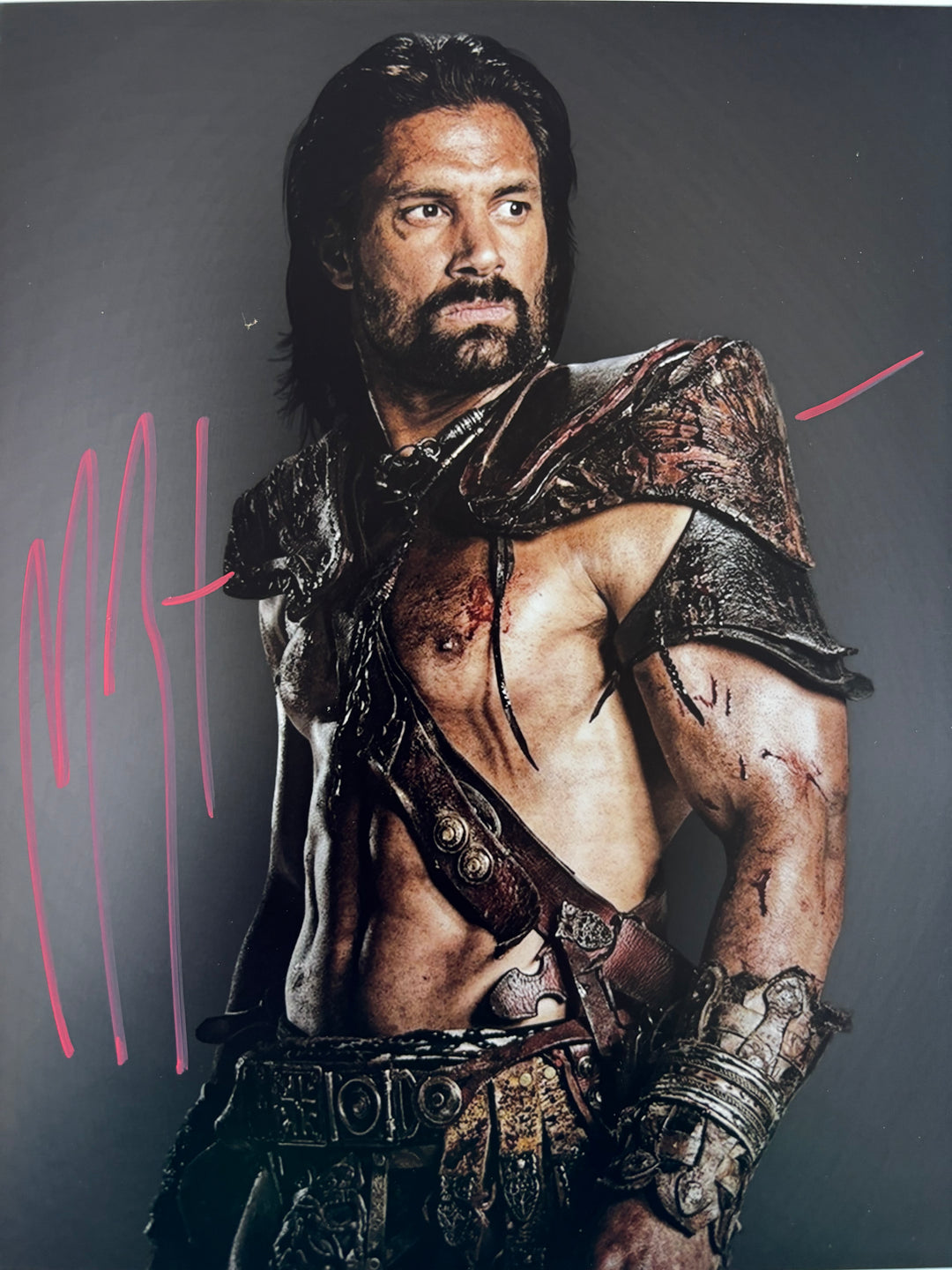 Manu Bennett signed Autograph 8x10 Spartacus, Arrow, Shannara Chronicles