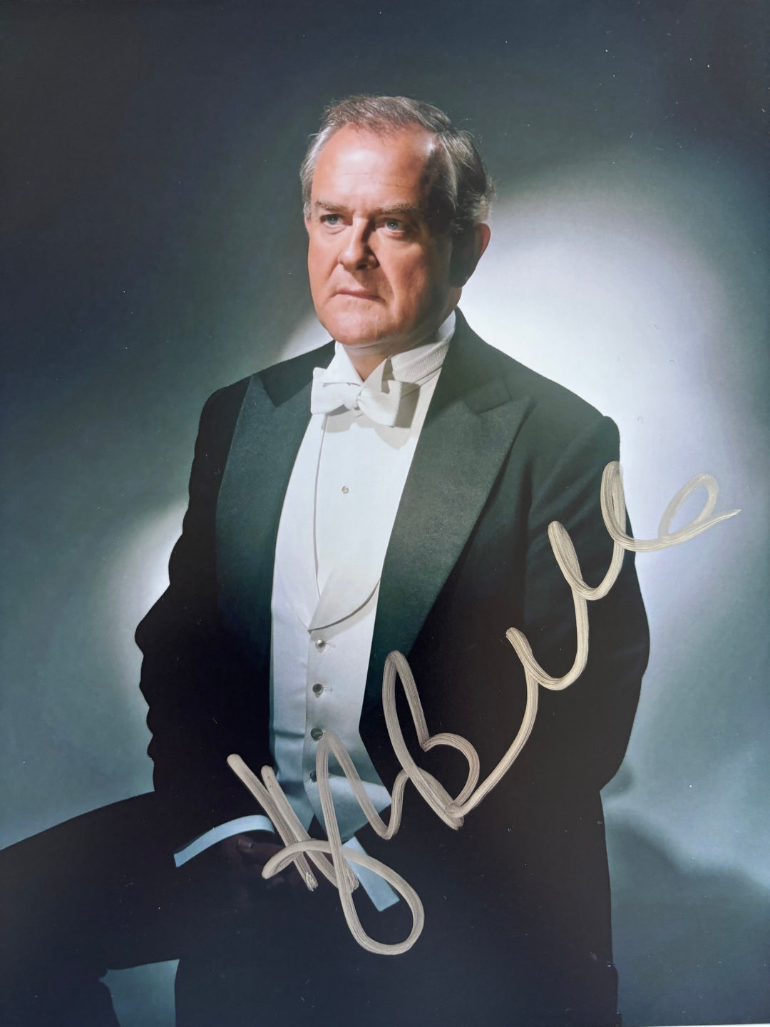 Hugh Bonneville signed Autograph 8x10 Downtown Abbey, Doctor Who, Paddington